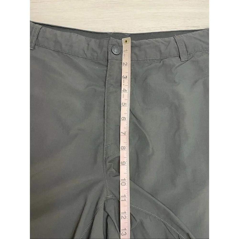 The North Face Men’s Shorts Dark Gray Size 38